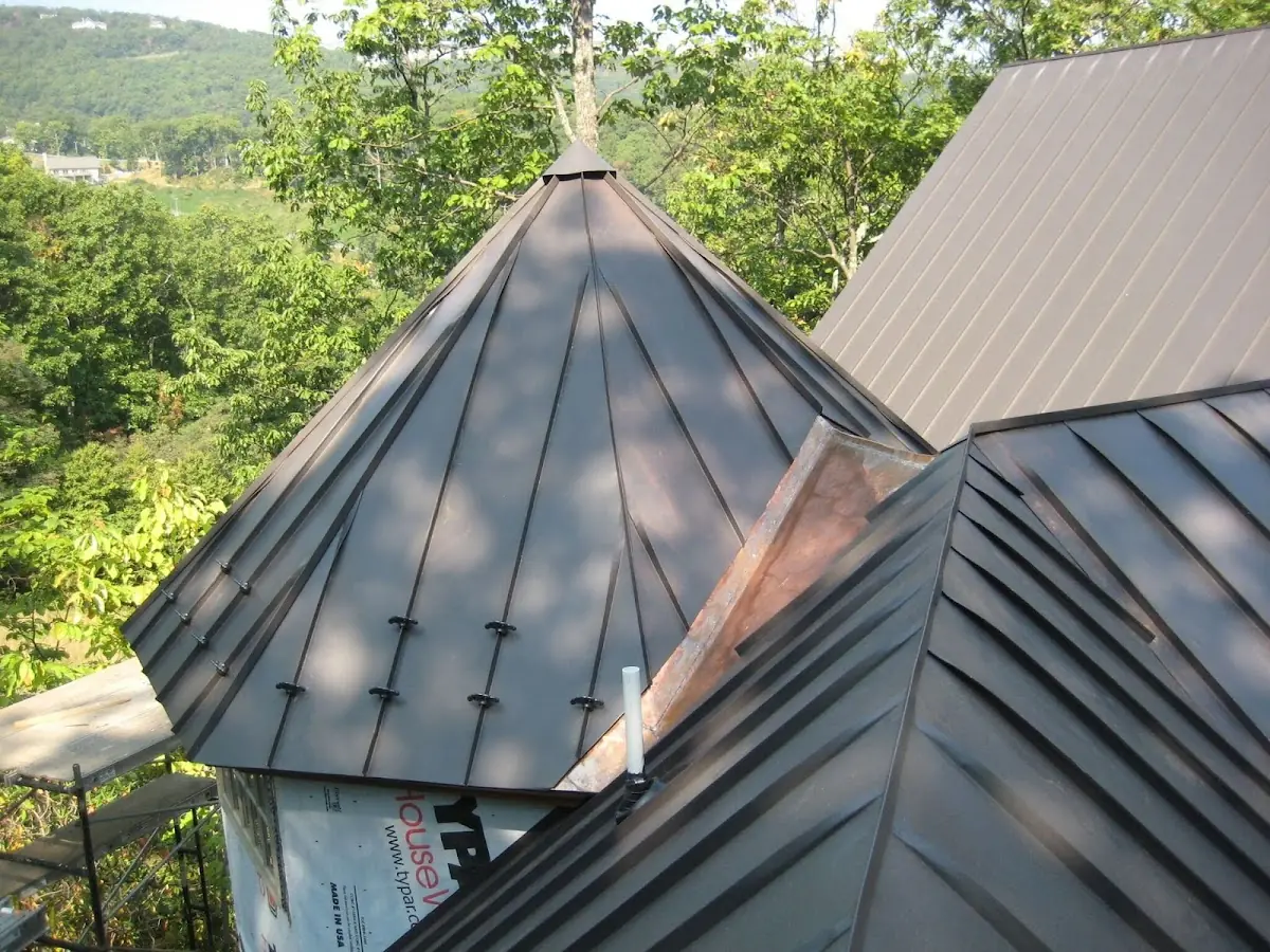Professional Gutter Cleaning by Craftsman Roofing in Seven Lakes West